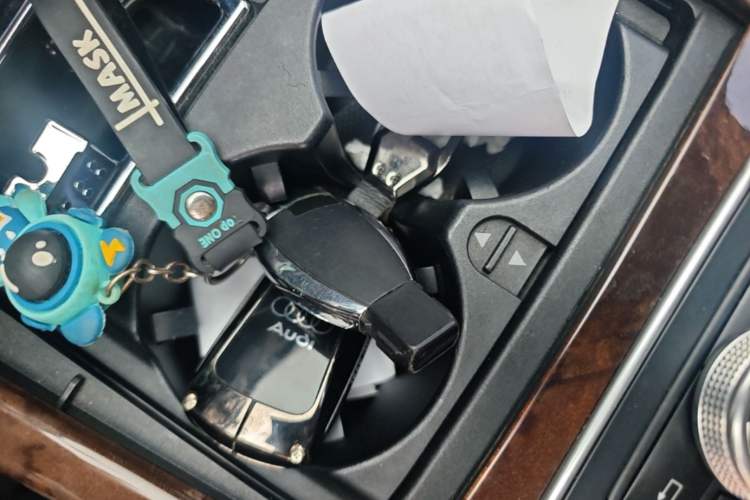 Used Mercedes-Benz E-Class 2011 E 300 L Elegant Model Vehicle Key