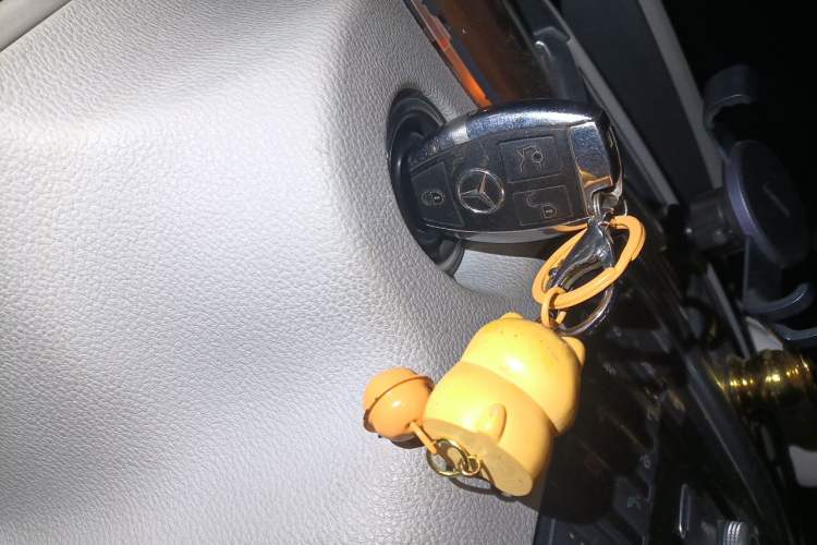 Used Mercedes-Benz E-Class 2011 E 200 L CGI Elegant Model Vehicle Key