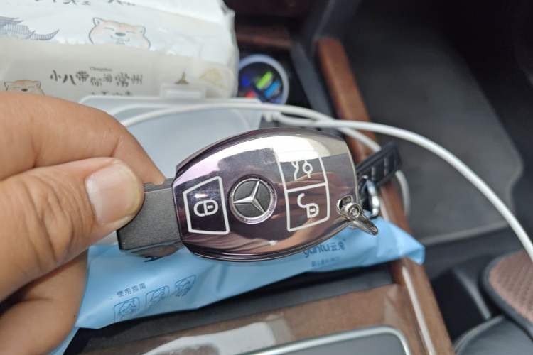 Used Mercedes-Benz E-Class 2011 E 300 L Elegant Model Vehicle Key