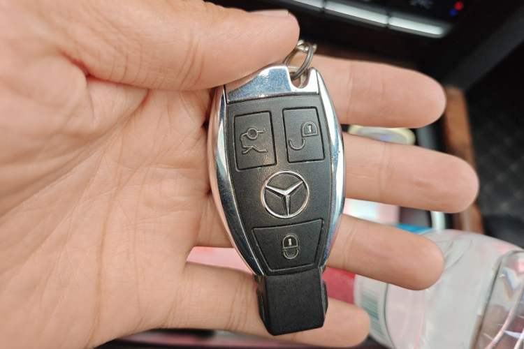 Used Mercedes-Benz E-Class 2011 E 300 L Elegant Model Vehicle Key