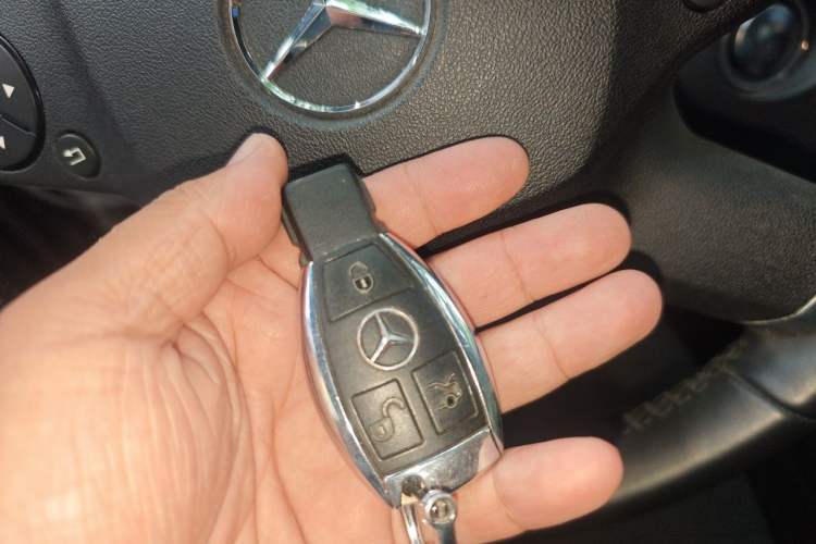 Used Mercedes-Benz E-Class 2011 E 300 L Elegant Model Vehicle Key
