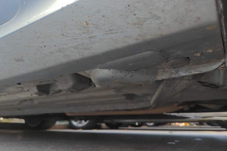 Used Mercedes-Benz E-Class 2011 E 260 CGI Coupe Chassis Front Right