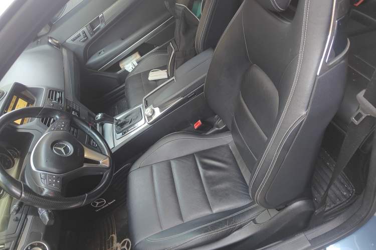 Used Mercedes-Benz E-Class 2011 E 260 CGI Coupe Left Front Seat