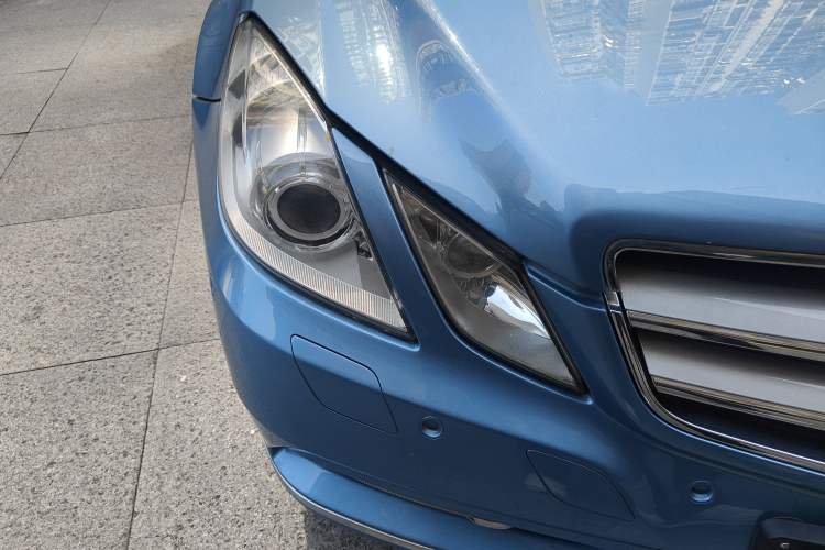 Used Mercedes-Benz E-Class 2011 E 260 CGI Coupe Right Front Headlight