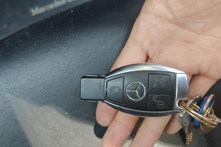 Used Mercedes-Benz E-Class 2011 E 260 CGI Coupe Vehicle Key