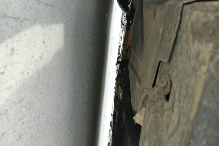 Used Mercedes-Benz E-Class 2011 E 300 L Elegant Model Chassis Front Left