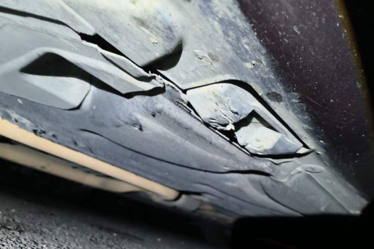 Used Mercedes-Benz E-Class 2011 E 300 L Elegant Model Chassis Front Left