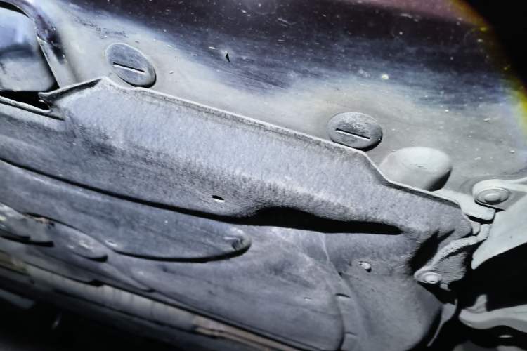 Used Mercedes-Benz E-Class 2011 E 300 L Elegant Model Chassis Rear Left