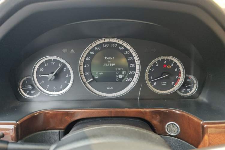 Used Mercedes-Benz E-Class 2011 E 300 L Elegant Model Instrument Cluster
