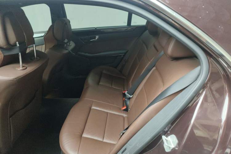 Used Mercedes-Benz E-Class 2011 E 260 L CGI Fashion Model Left Rear Seat