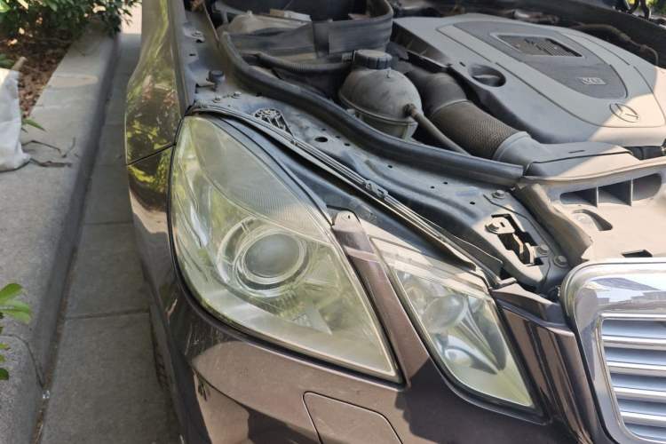 Used Mercedes-Benz E-Class 2011 E 300 L Elegant Model Right Front Headlight