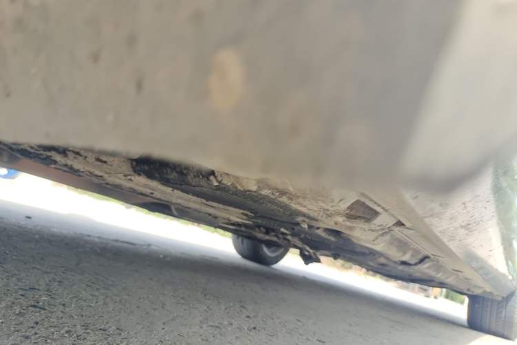 Used Mercedes-Benz E-Class 2011 E 260 L CGI Fashion Model Chassis Front Left