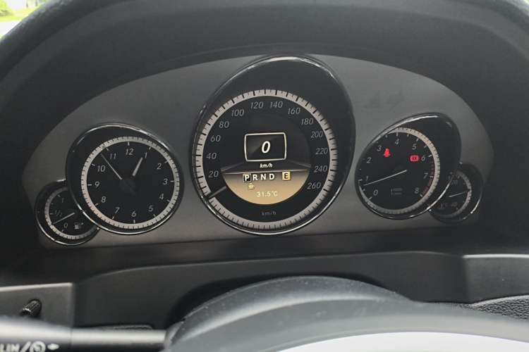Used Mercedes-Benz E-Class 2011 E 260 CGI Coupe Instrument Cluster