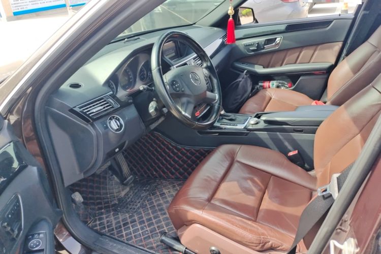 Used Mercedes-Benz E-Class 2011 E 260 L CGI Fashion Model Left Front Seat