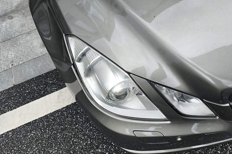 Used Mercedes-Benz E-Class 2011 E 260 CGI Coupe Right Front Headlight