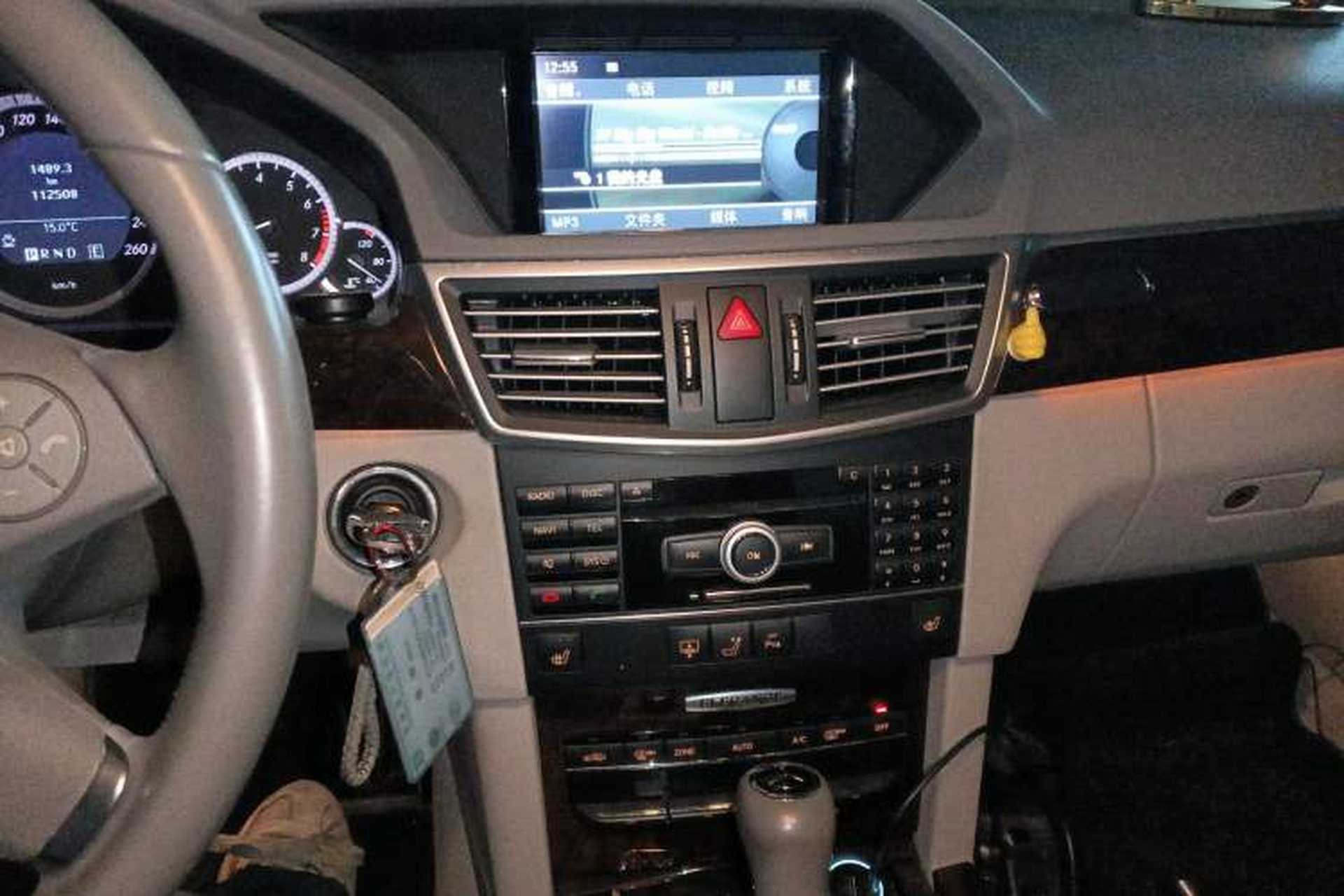 Used Mercedes-Benz E-Class 2011 E 200 L CGI Elegant Model Audio And AC Panel