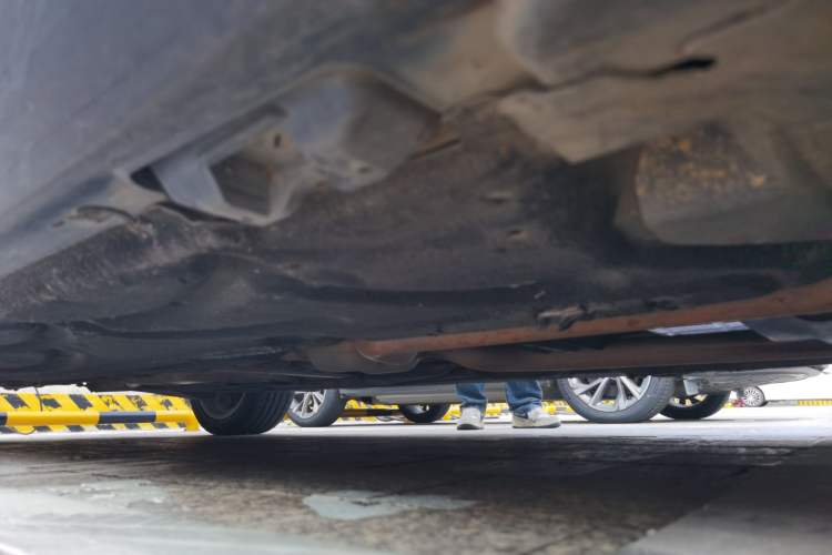Used Mercedes-Benz E-Class 2011 E 300 L Fashion Prestige Model Chassis Front Right