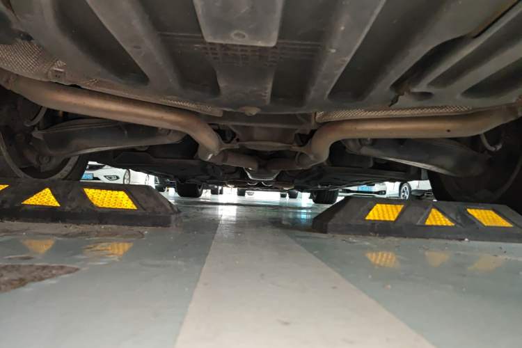 Used Mercedes-Benz E-Class 2011 E 300 L Fashion Prestige Model Chassis Rear