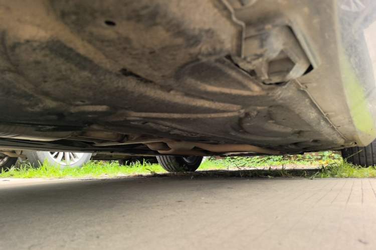 Used Mercedes-Benz E-Class 2011 E 300 L Elegant Model Chassis Rear Right