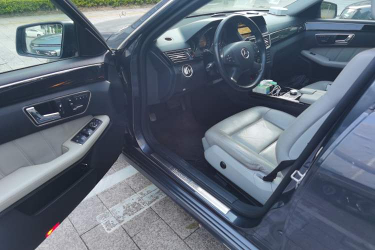 Used Mercedes-Benz E-Class 2011 E 300 L Fashion Prestige Model Driver Seat