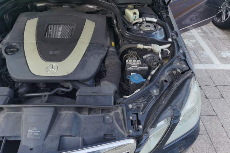 Used Mercedes-Benz E-Class 2011 E 300 L Fashion Prestige Model Engine Bay Left