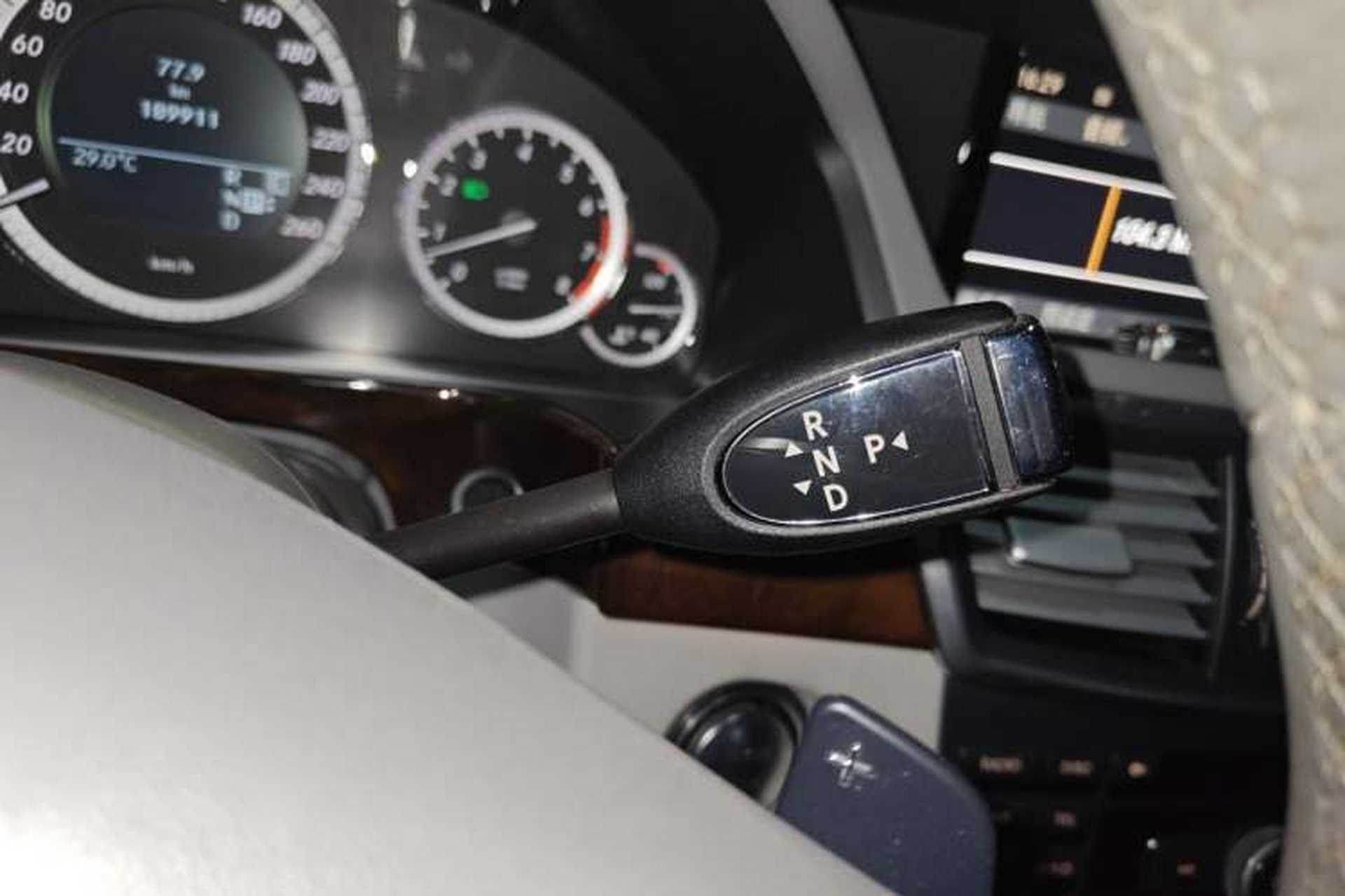 Used Mercedes-Benz E-Class 2011 E 300 L Elegant Model Gear Lever