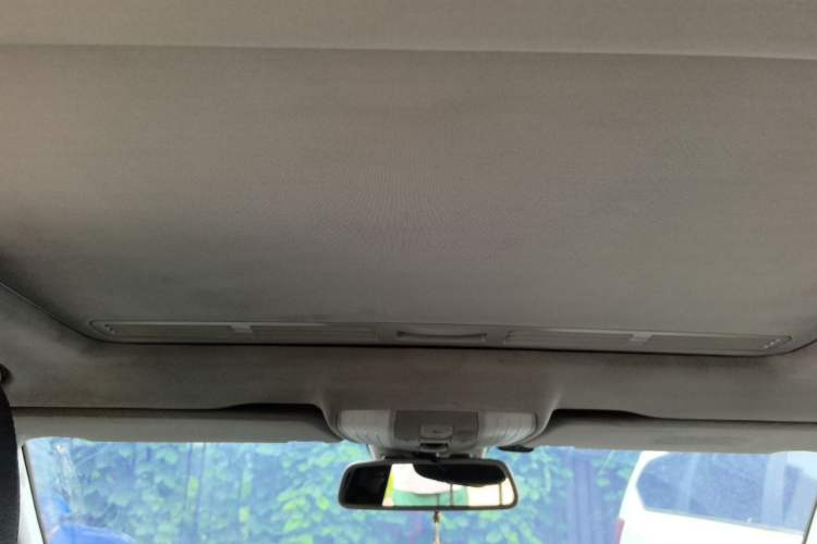 Used Mercedes-Benz E-Class 2011 E 300 L Elegant Model Headliner