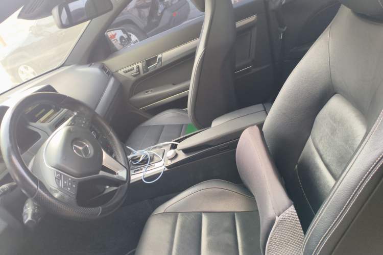 Used Mercedes-Benz E-Class 2011 E 260 CGI Coupe Left Front Seat