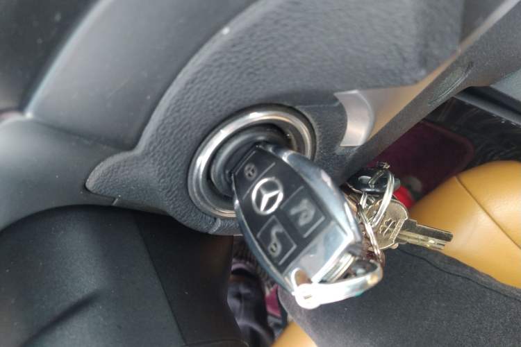 Used Mercedes-Benz E-Class 2011 E 260 CGI Coupe Vehicle Key