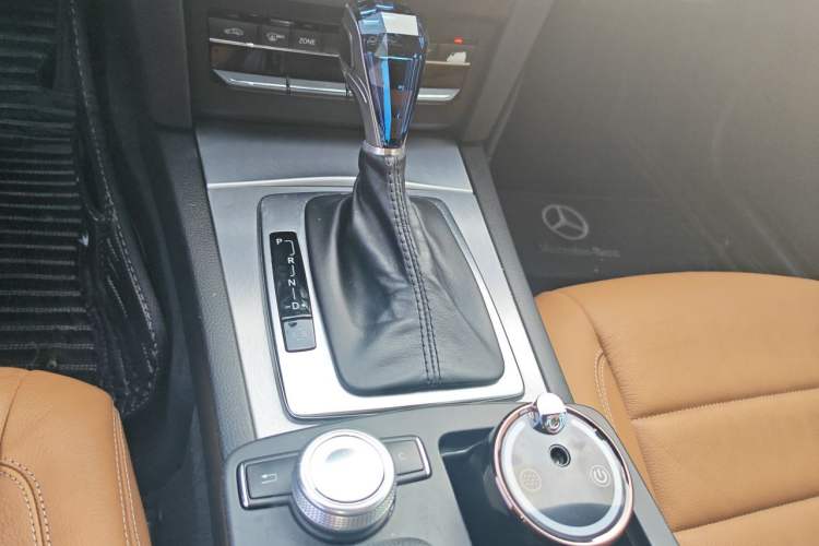 Used Mercedes-Benz E-Class 2011 E 260 CGI Coupe Gear Lever