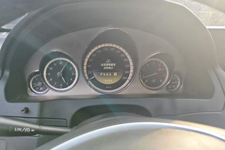 Used Mercedes-Benz E-Class 2011 E 260 CGI Coupe Instrument Cluster
