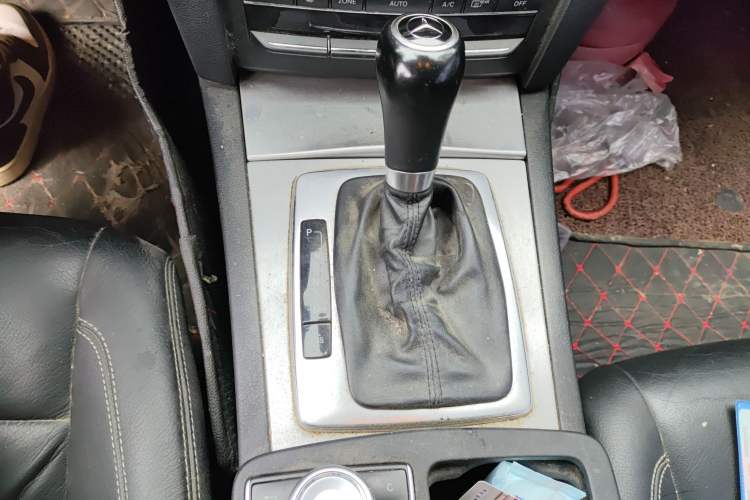 Used Mercedes-Benz E-Class 2011 E 260 CGI Convertible Edition Gear Lever
