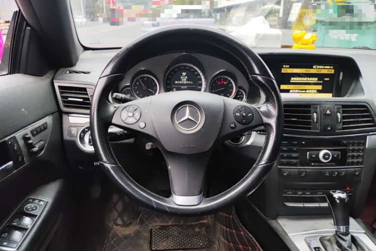 Used Mercedes-Benz E-Class 2011 E 260 CGI Convertible Edition Steering Wheel