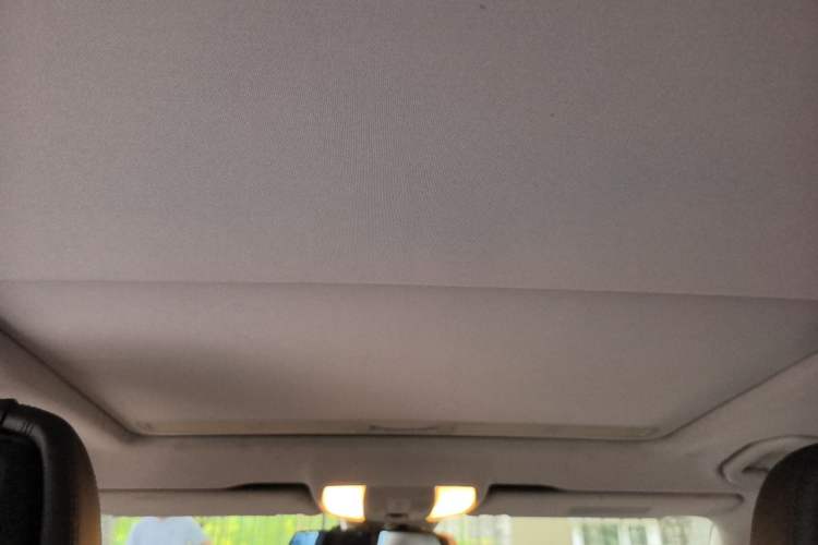 Used Mercedes-Benz E-Class 2011 E 200 L CGI Elegant Model Headliner