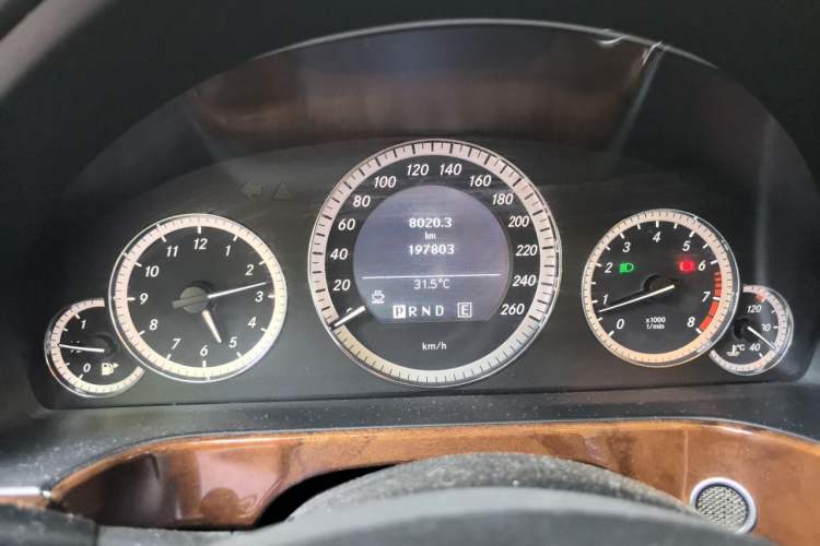 Used Mercedes-Benz E-Class 2011 E 200 L CGI Elegant Model Instrument Cluster