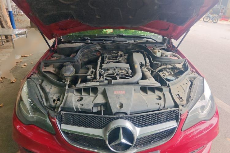 Used Mercedes-Benz E-Class 2011 E 260 CGI Coupe Engine Bay