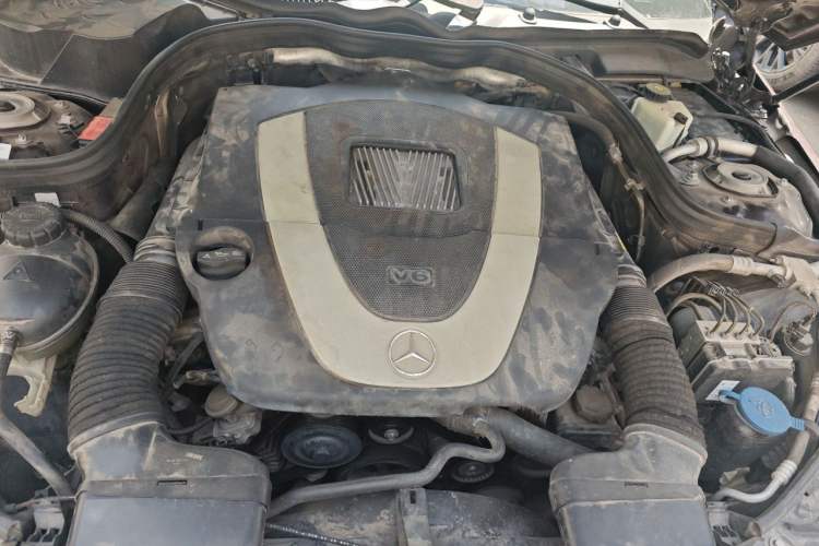 Used Mercedes-Benz E-Class 2011 E 300 L Elegant Model Engine Bay