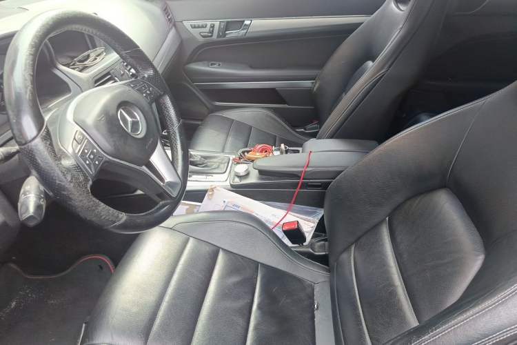 Used Mercedes-Benz E-Class 2011 E 260 CGI Coupe Left Front Seat
