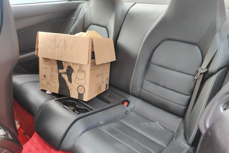 Used Mercedes-Benz E-Class 2011 E 260 CGI Coupe Left Rear Seat