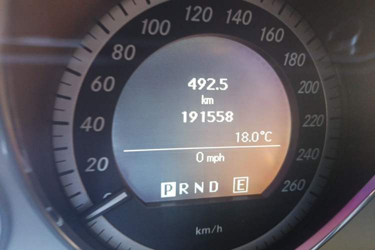 Used Mercedes-Benz E-Class 2011 E 260 L CGI Fashion Model Odometer Close Up