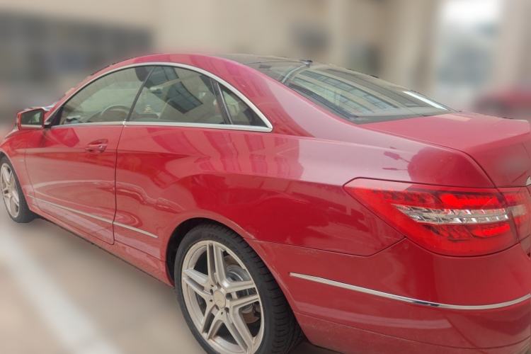 Used Mercedes-Benz E-Class 2011 E 260 CGI Coupe Rear Left 45 Deg