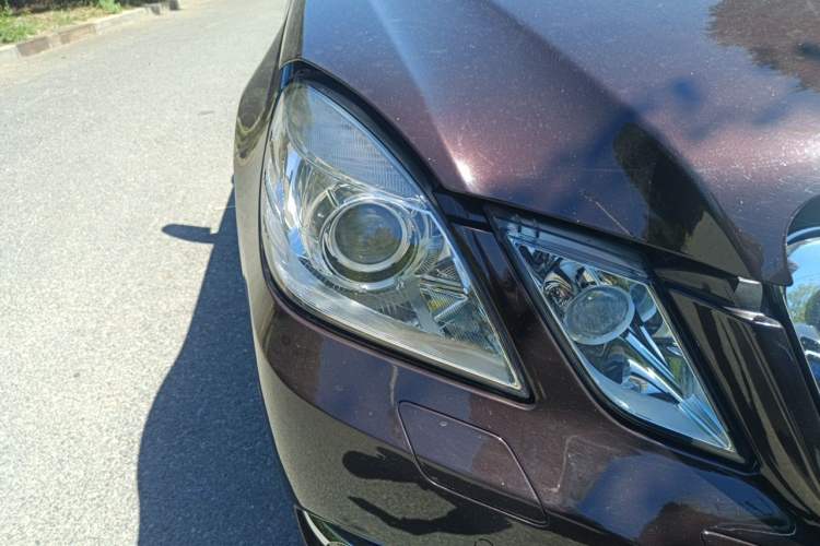 Used Mercedes-Benz E-Class 2011 E 260 L CGI Fashion Model Right Front Headlight