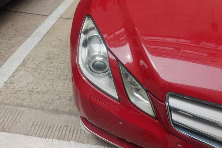 Used Mercedes-Benz E-Class 2011 E 260 CGI Coupe Right Front Headlight