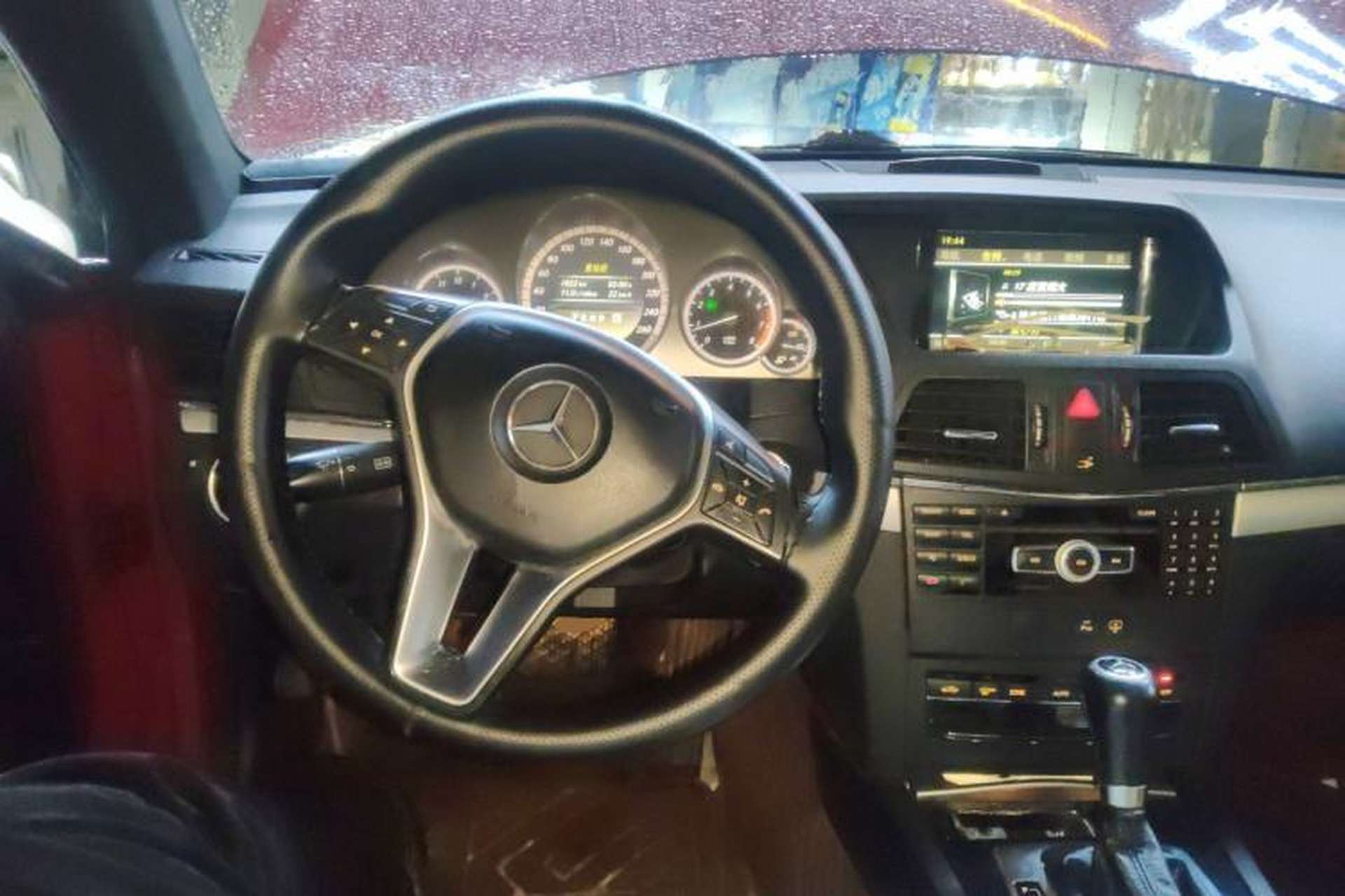 Used Mercedes-Benz E-Class 2011 E 260 CGI Coupe Steering Wheel