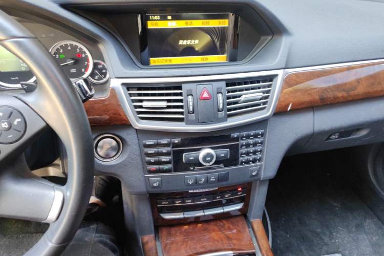 Used Mercedes-Benz E-Class 2011 E 300 L Elegant Model Audio And AC Panel