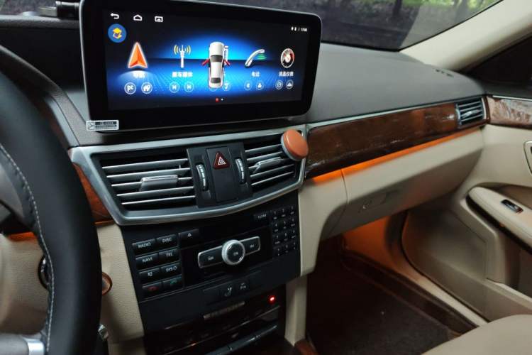Used Mercedes-Benz E-Class 2011 E 200 L CGI Elegant Model Audio And AC Panel