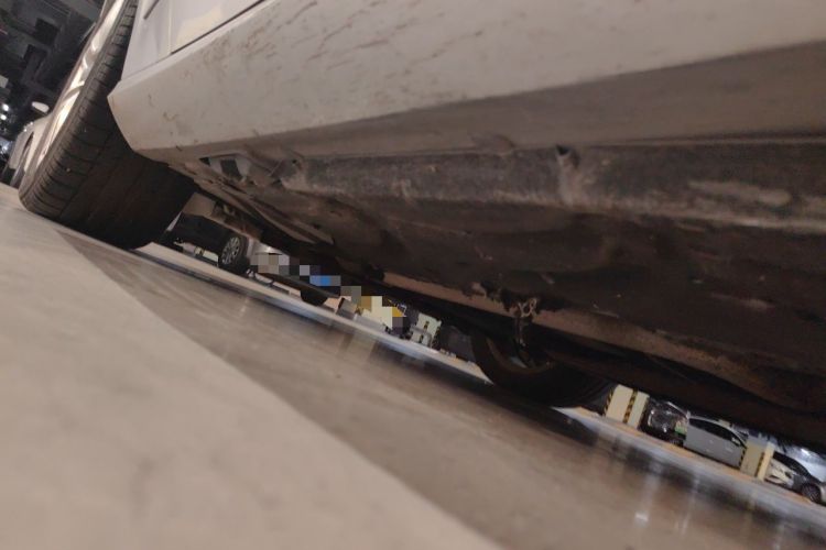 Used Mercedes-Benz E-Class 2011 E 300 L Fashion Prestige Model Chassis Front Left