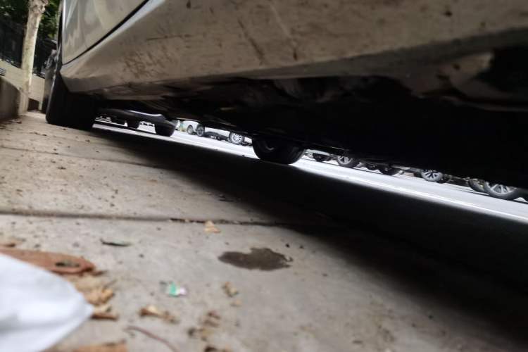 Used Mercedes-Benz E-Class 2011 E 300 L Fashion Prestige Model Chassis Front Right