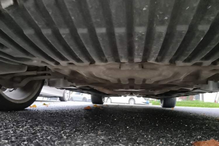 Used Mercedes-Benz E-Class 2011 E 300 L Elegant Model Chassis Front