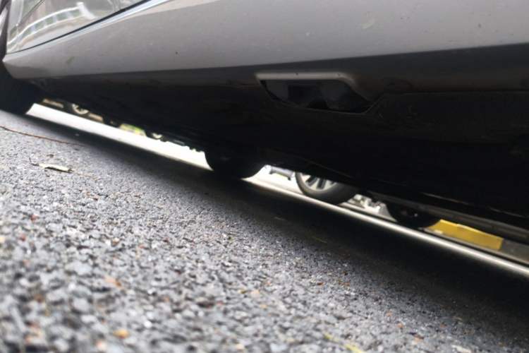Used Mercedes-Benz E-Class 2011 E 260 L CGI Fashion Model Chassis Rear Left